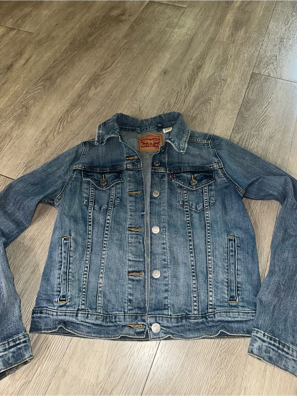 Levi’s Original Medium Wash Denim Jean  Trucker Jacket Sz M